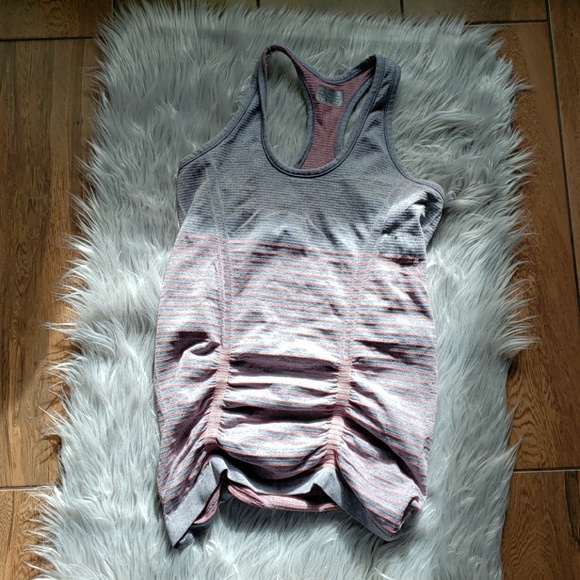 SOLD 💖Workout sets - Picture 4 of 8